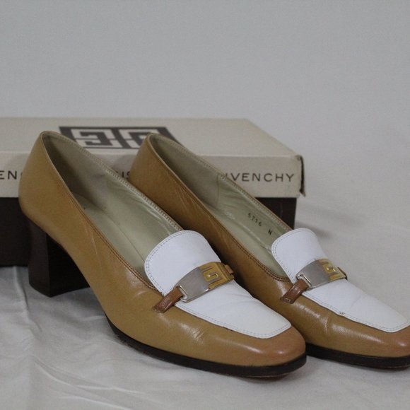 Vintage Givenchy Loafers Camel/Tan/White